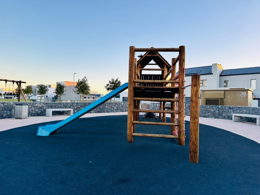 5 Bedroom Property for Sale in Sandown Western Cape